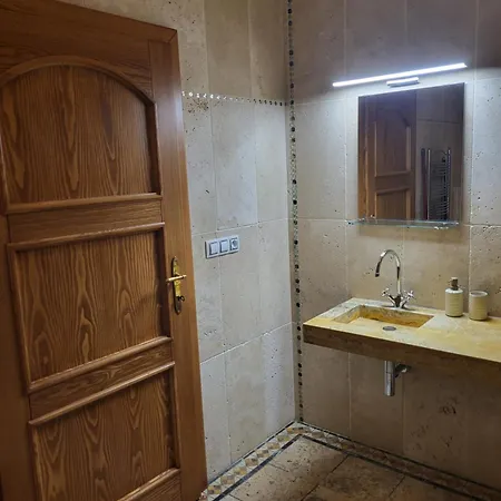 아파트 Stone Castle 5 Min Walk To Wenceslas Square Centre 프라하