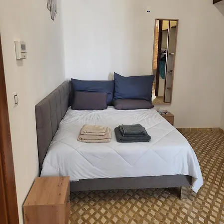 Stone Castle 5 Min Walk To Wenceslas Square Centre 아파트